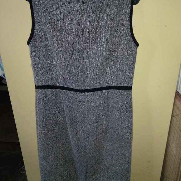 Dress - Picture 3 of 5